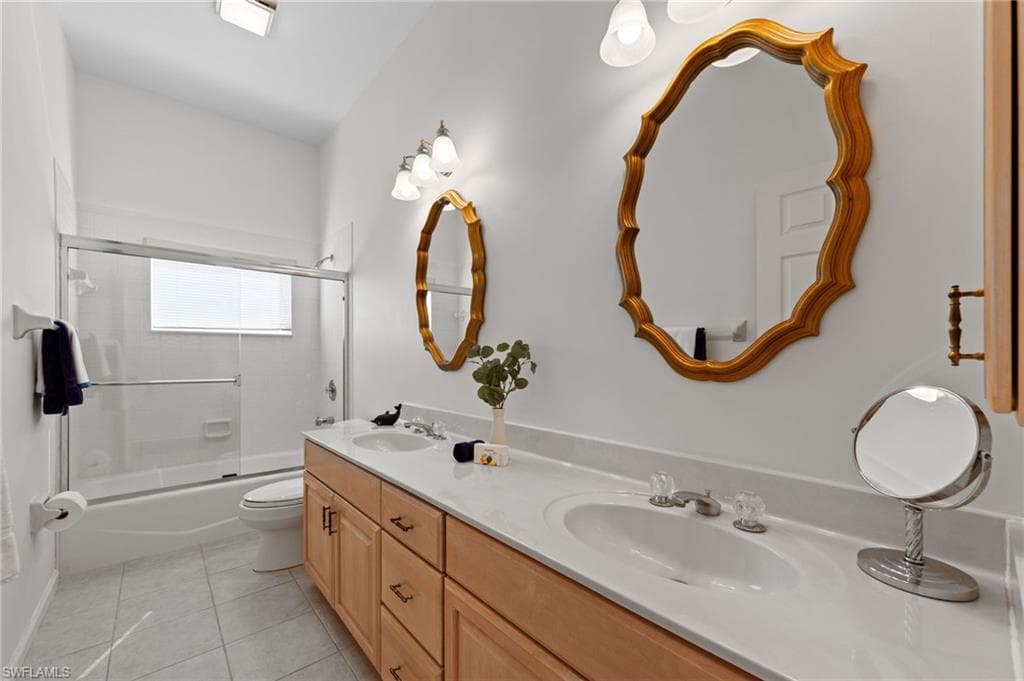 12384 Eagle Ct, Estero, FL 33928-23