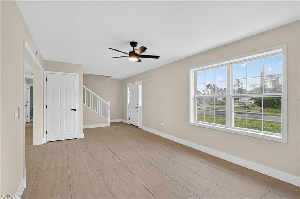 2801 7th St SW, Lehigh Acres, FL 33976-3