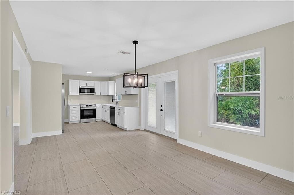 2801 7th St SW, Lehigh Acres, FL 33976-6