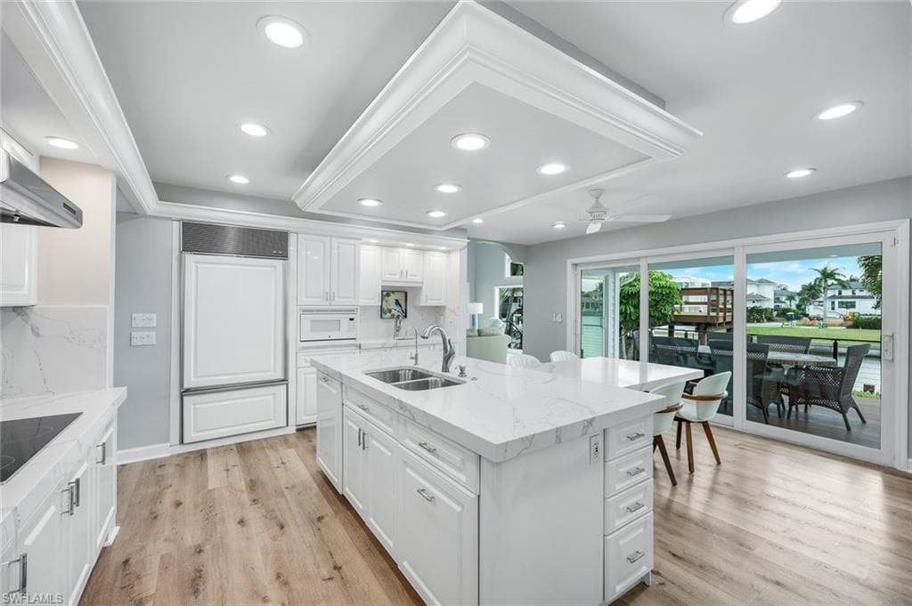 368 Germain Ave, Naples, FL 34108-12