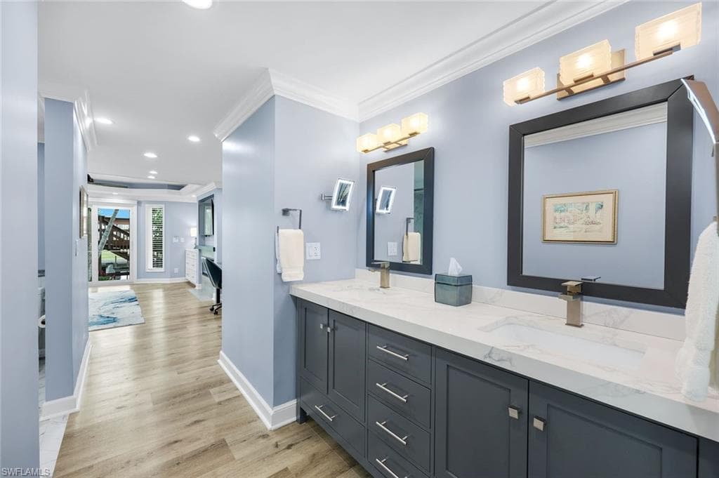 368 Germain Ave, Naples, FL 34108-17