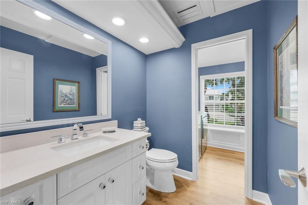 368 Germain Ave, Naples, FL 34108-18