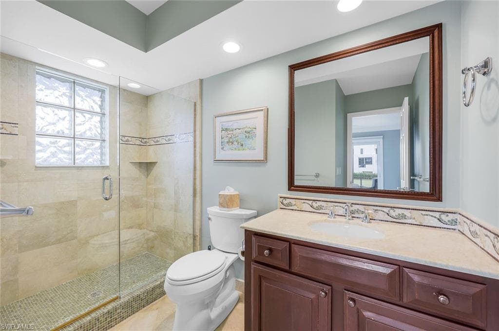 368 Germain Ave, Naples, FL 34108-27