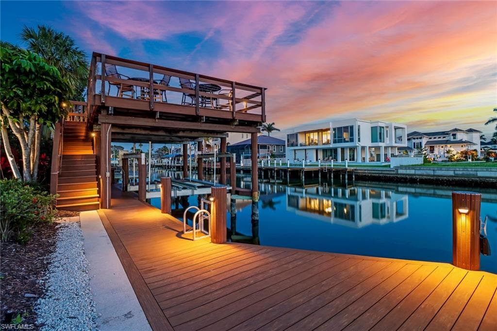 368 Germain Ave, Naples, FL 34108-3