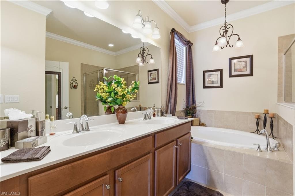 14654 Fern Lake Ct, Naples, FL 34114-22