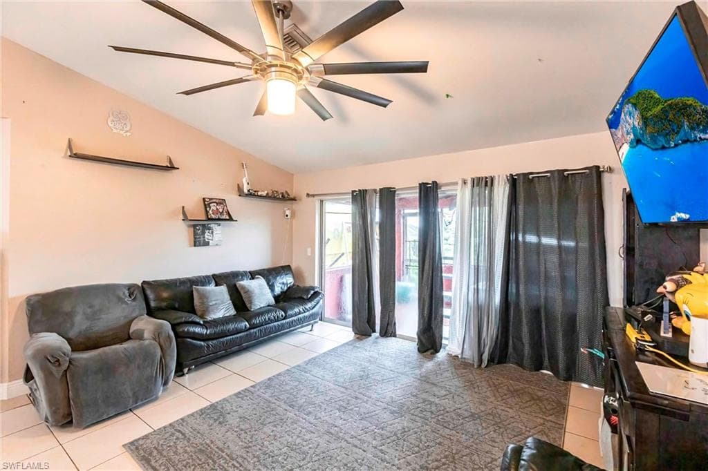 2900 8th Street Southwest, Lehigh Acres, FL 33976-4