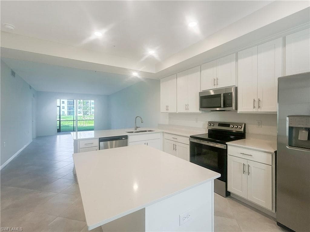 18421 Copperhead Ct N 215, Lehigh Acres, FL 33936-4