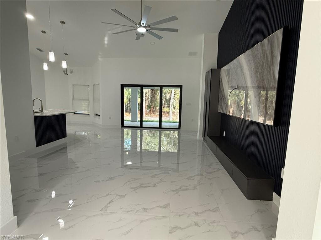 616 Plumosa Ave, Lehigh Acres, FL 33972-4