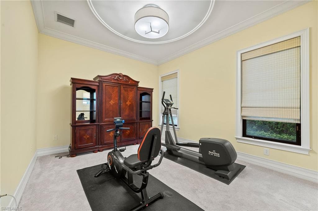 6068 Sunnyslope Dr, Naples, FL 34119-28