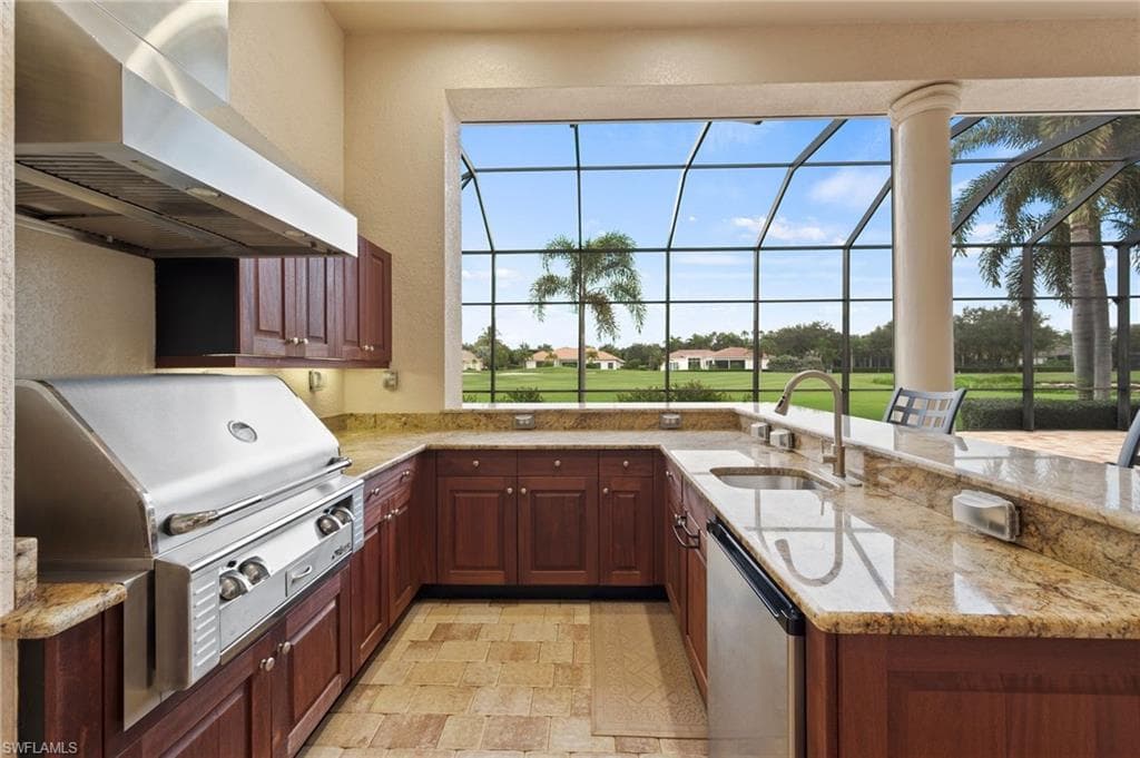 6068 Sunnyslope Dr, Naples, FL 34119-33