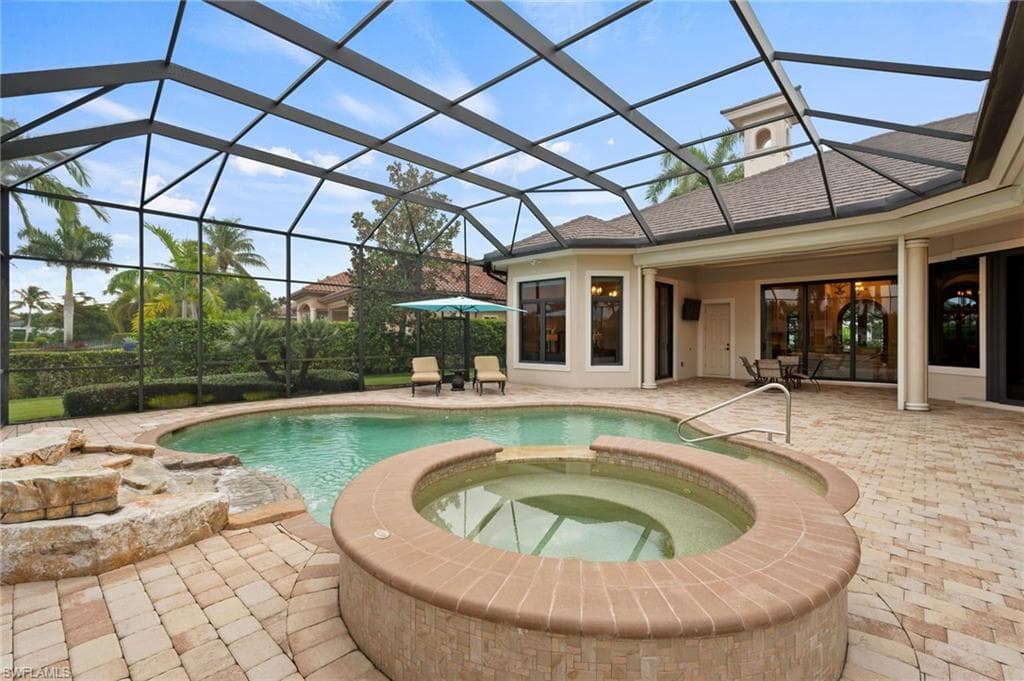 6068 Sunnyslope Dr, Naples, FL 34119-40