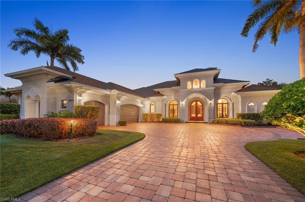 6068 Sunnyslope Dr, Naples, FL 34119-44