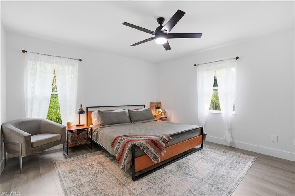 1094 13th St SW, Naples, FL 34117-14