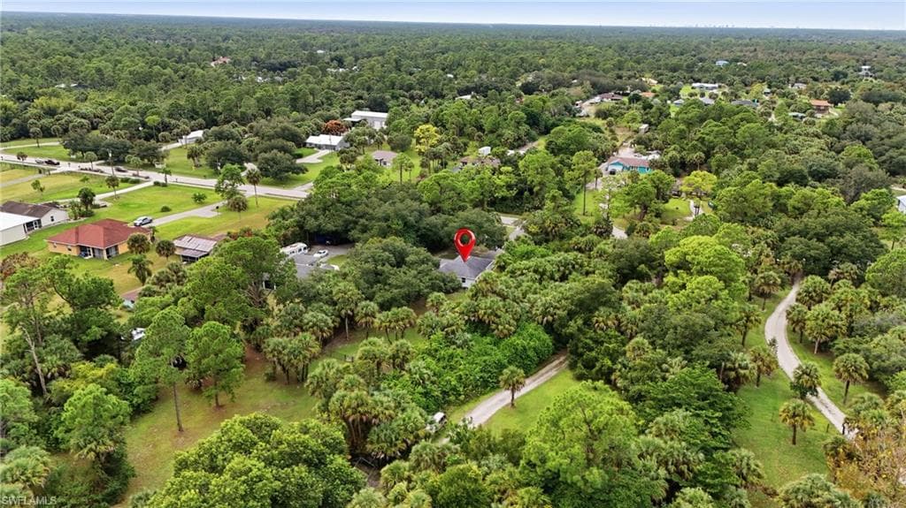 1094 13th St SW, Naples, FL 34117-31