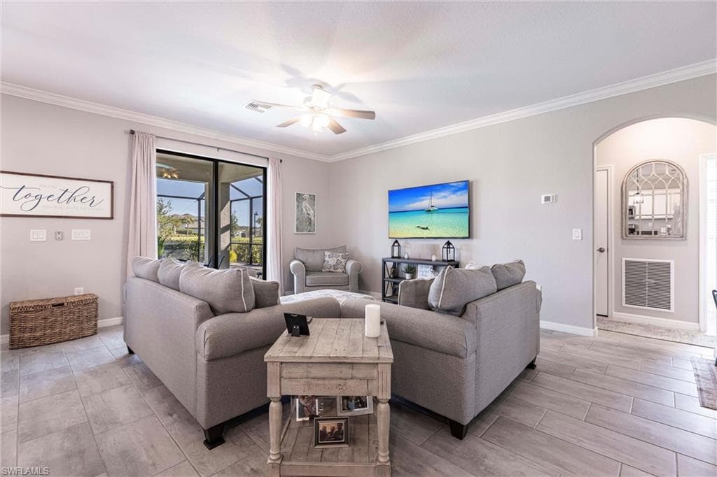 14604 Monrovia Ln, Fort Myers, FL 33905-8