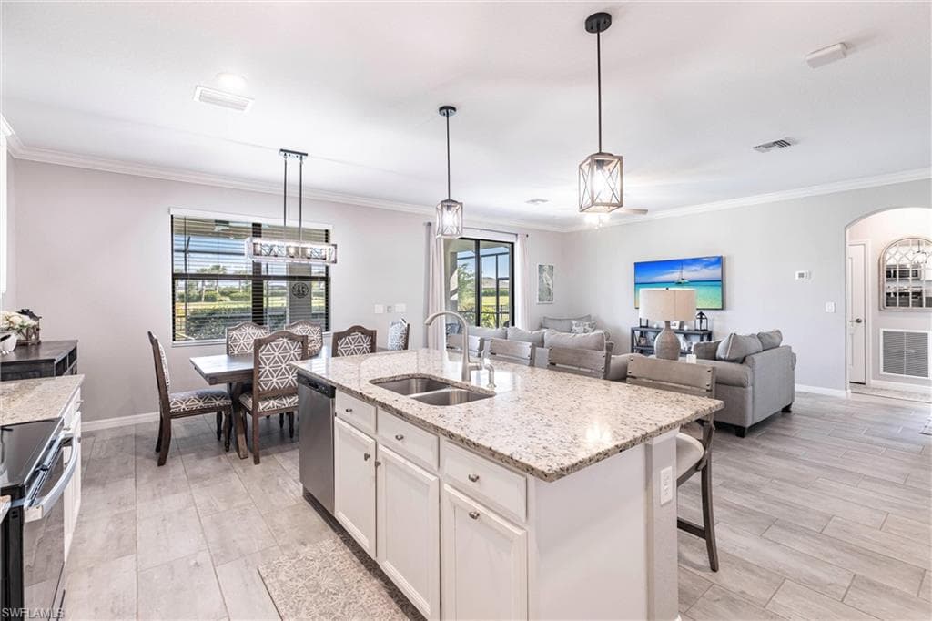 14604 Monrovia Ln, Fort Myers, FL 33905-12