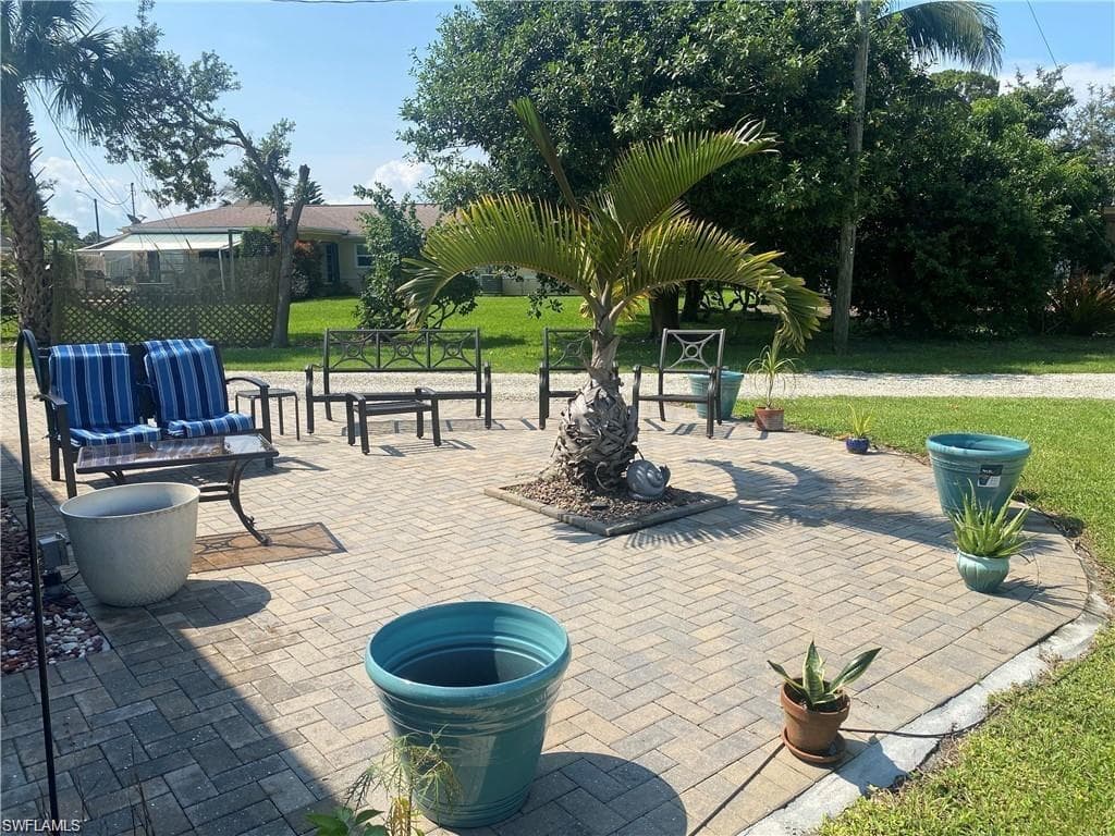 27595-27599 Lime St, Bonita Springs, FL 34135-19