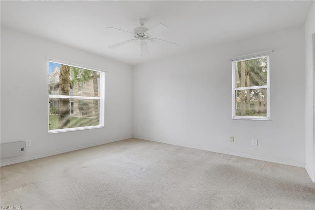 162 Pebble Shores Dr 104, Naples, FL 34110-9