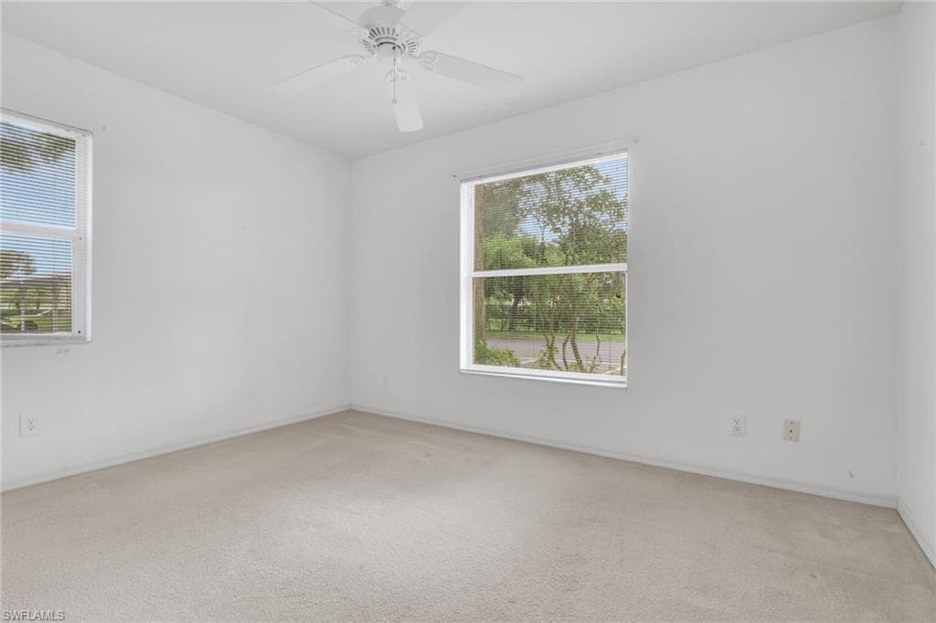 162 Pebble Shores Dr 104, Naples, FL 34110-26