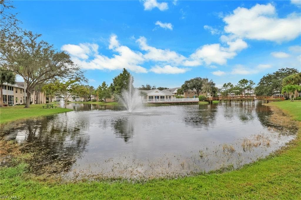 162 Pebble Shores Dr 104, Naples, FL 34110-33
