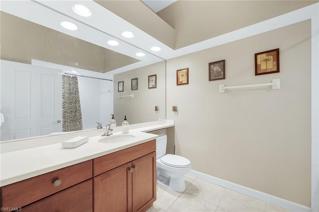 8533 Via Garibaldi Cir 202, Estero, FL 33928-23