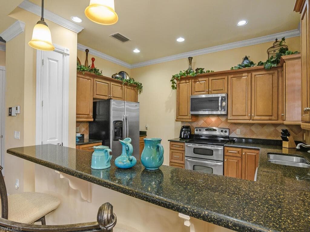 3572 Corinthian Way, Naples, FL 34105-12