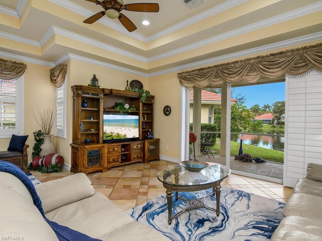 3572 Corinthian Way, Naples, FL 34105-15