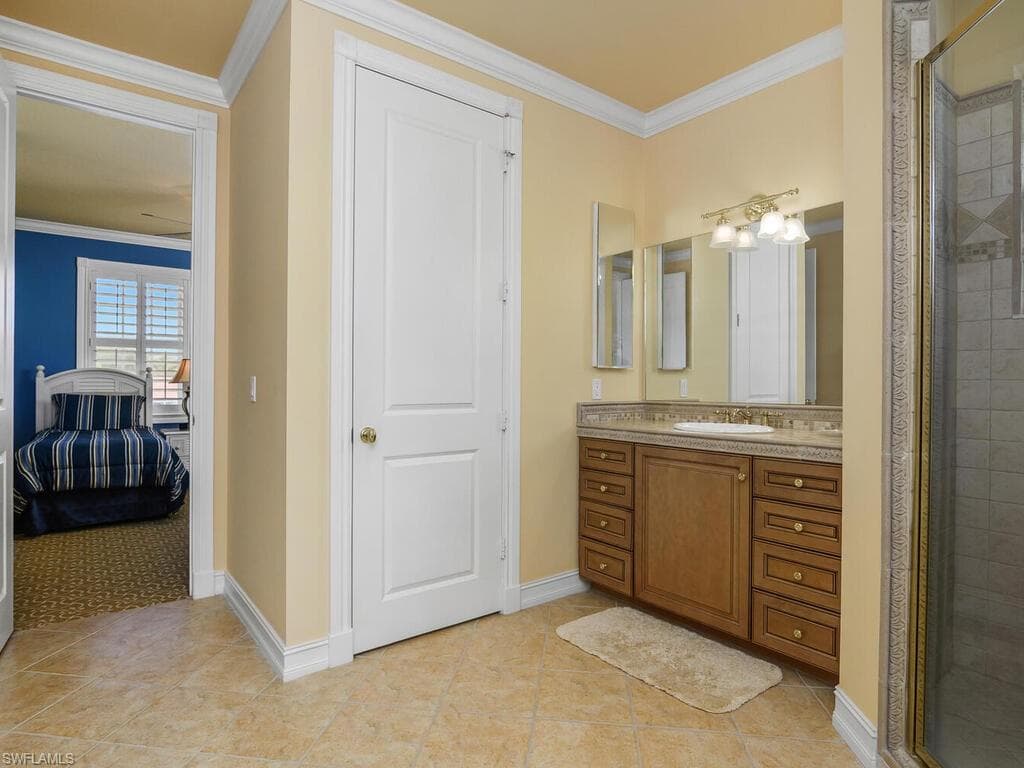 3572 Corinthian Way, Naples, FL 34105-27