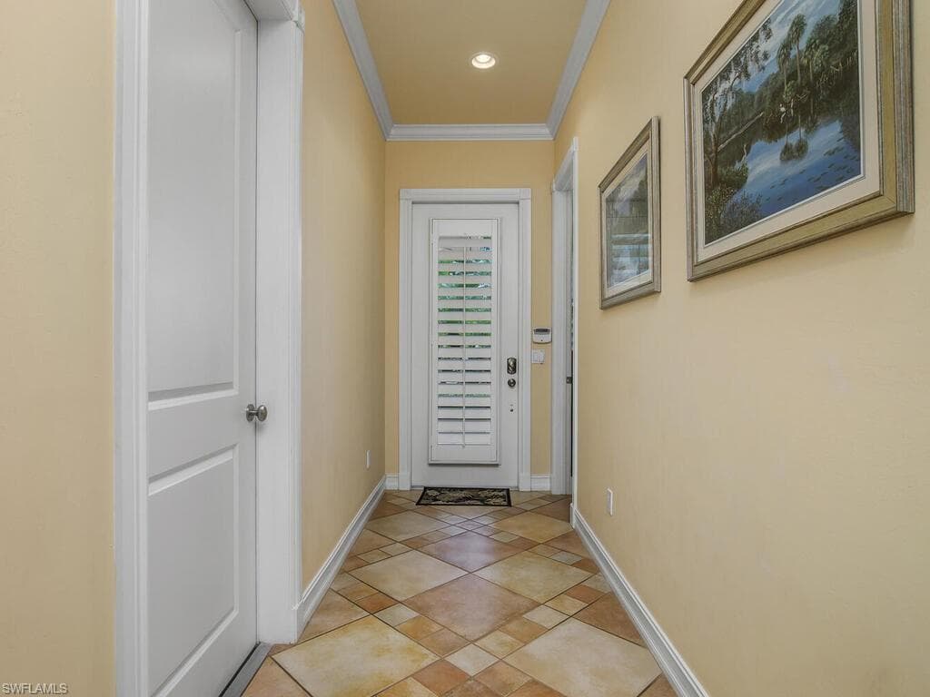 3572 Corinthian Way, Naples, FL 34105-4