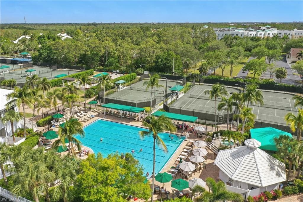 1295 Sweetwater Cv 8203, Naples, FL 34110-46