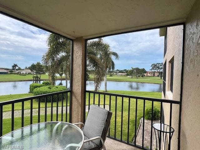 5250 Fox Hollow Dr 522, Naples, FL 34104-2