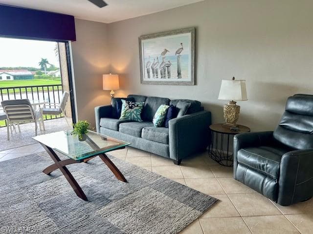 5250 Fox Hollow Dr 522, Naples, FL 34104-6