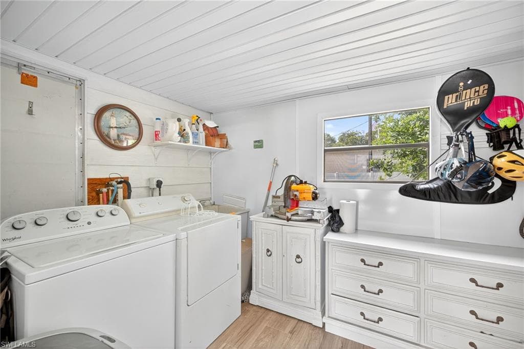 170 Oceans Blvd 170, Naples, FL 34104-19