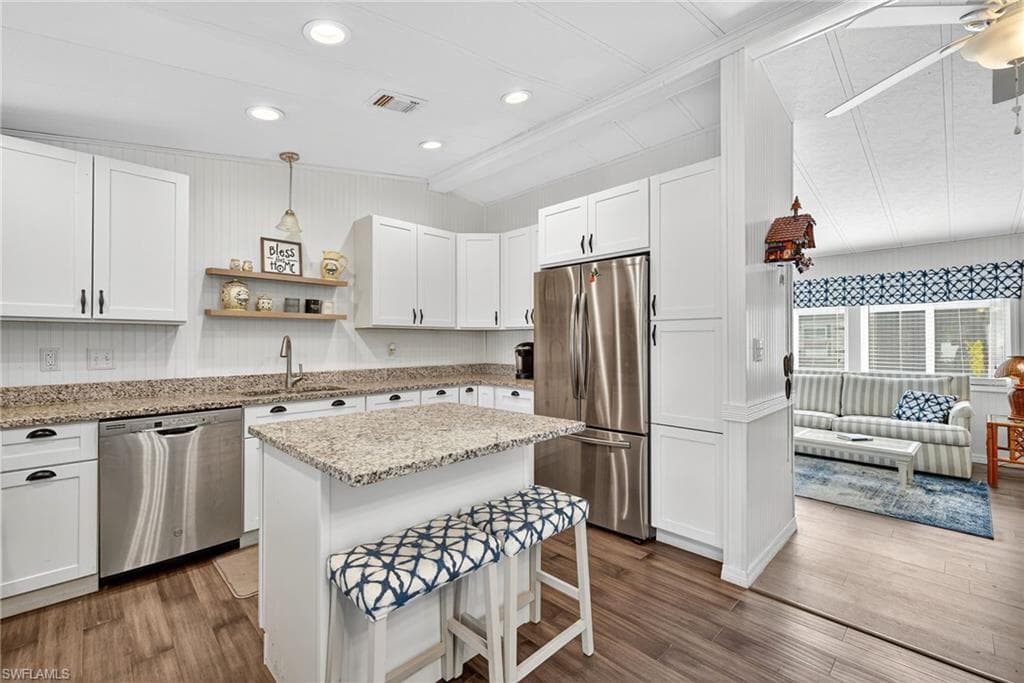 170 Oceans Blvd 170, Naples, FL 34104-7