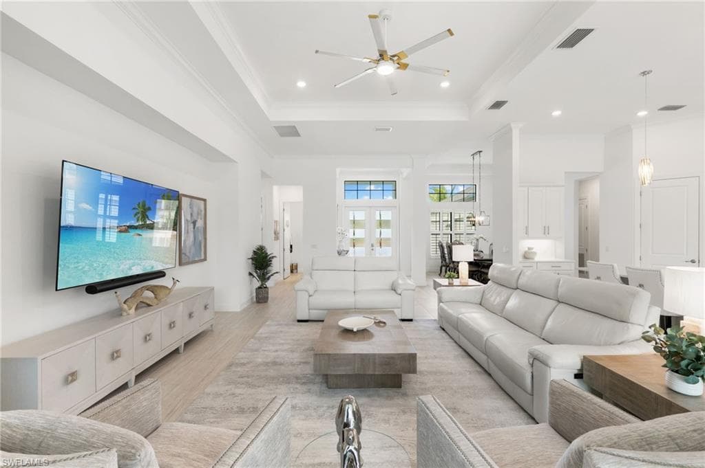 3122 Heather Glen Ct, Naples, FL 34114-8