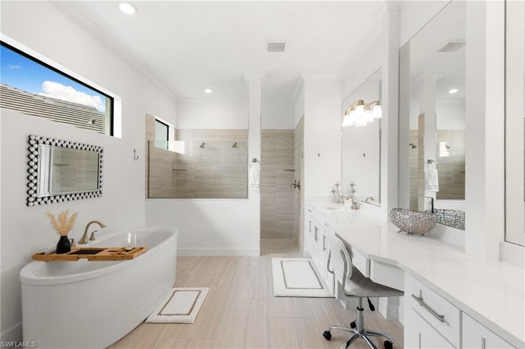 3122 Heather Glen Ct, Naples, FL 34114-21