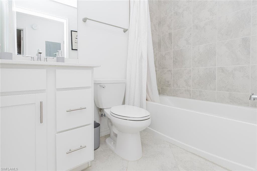 6082 National Blvd 125, Ave Maria, FL 34142-32