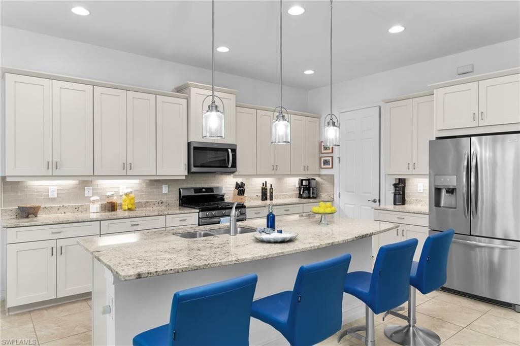 14730 Nautilus Pl, Naples, FL 34114-9