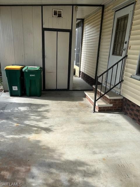 105 Belle Isle Cir, Naples, FL 34112-21