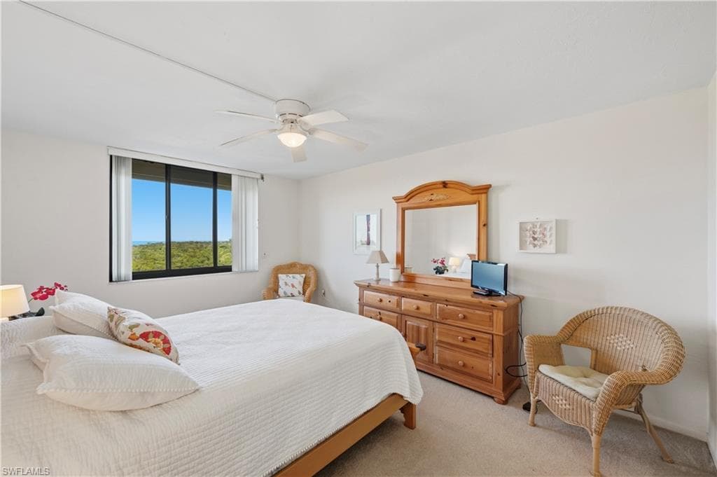 11 Bluebill Ave 404, Naples, FL 34108-26