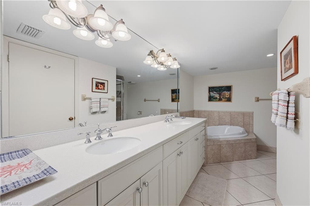 11 Bluebill Ave 404, Naples, FL 34108-31