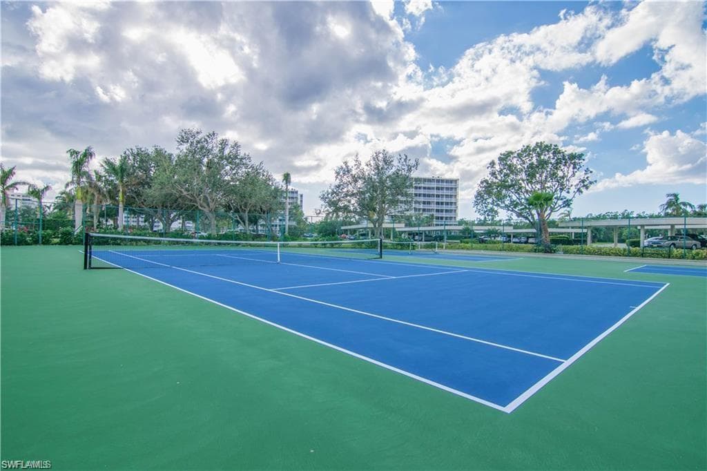 11 Bluebill Ave 404, Naples, FL 34108-40