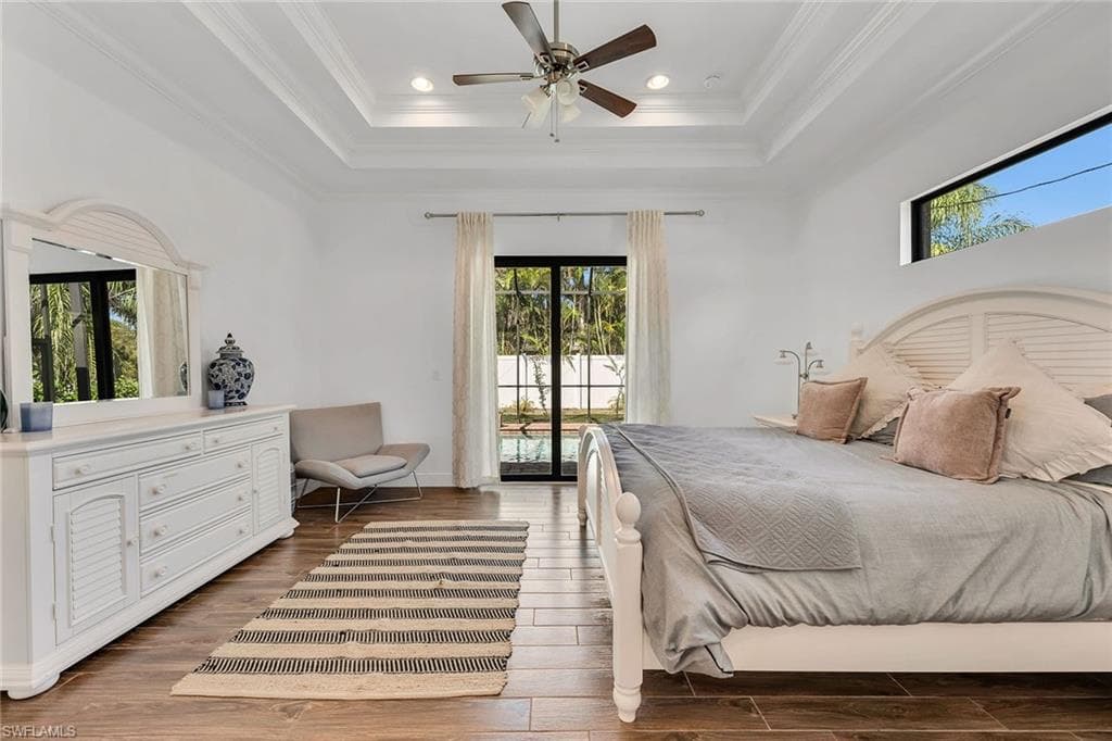 833 109th Ave N, Naples, FL 34108-18