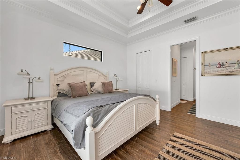 833 109th Ave N, Naples, FL 34108-19