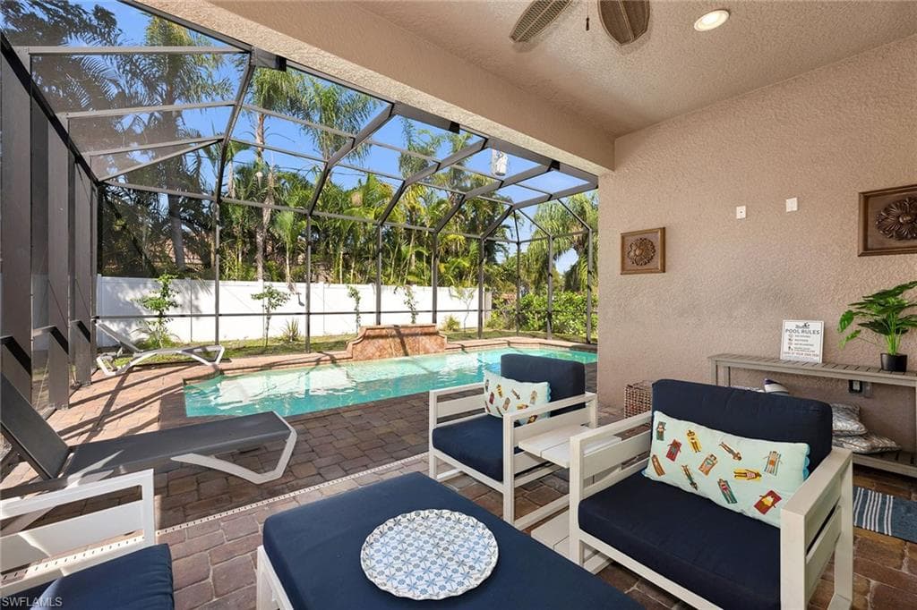 833 109th Ave N, Naples, FL 34108-32