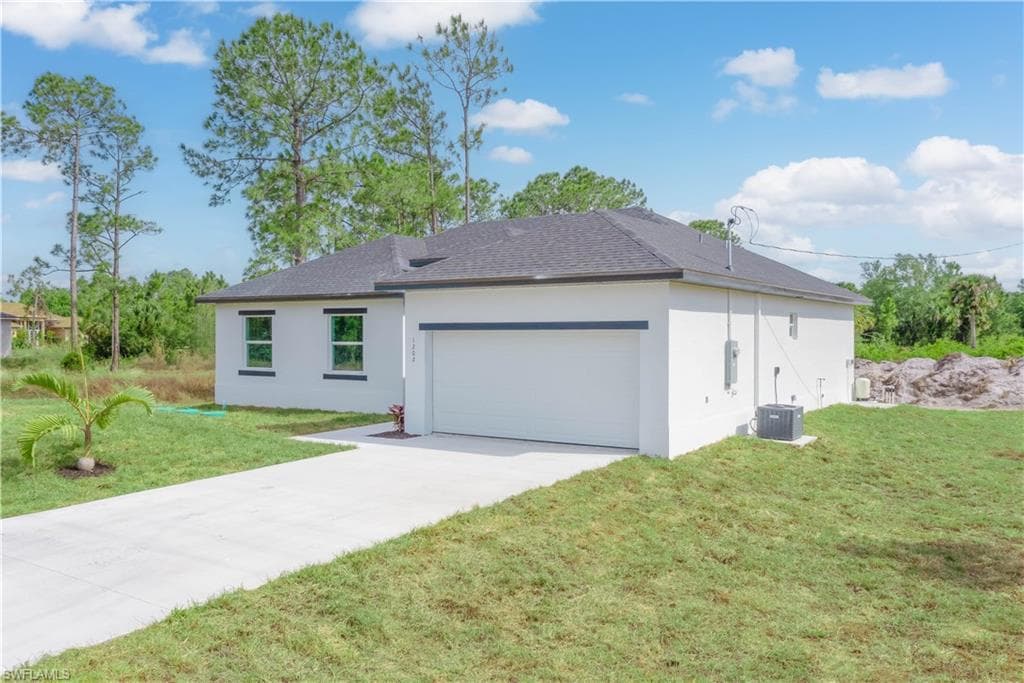 1104 11th St, Lehigh Acres, FL 33972-21
