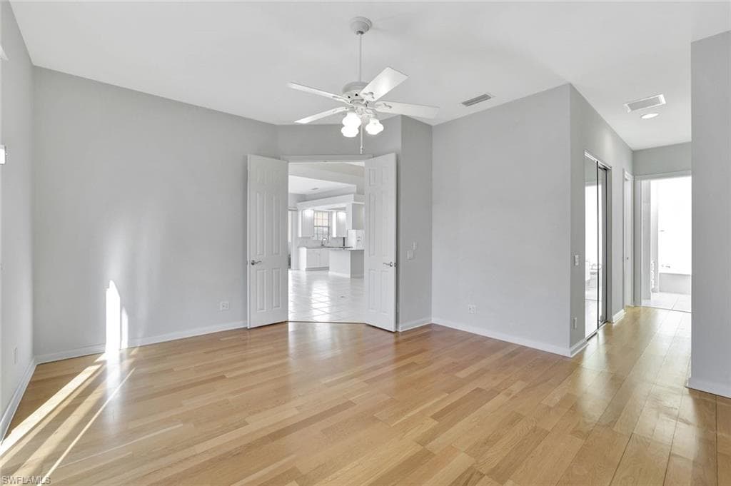 2918 Gilford Way, Naples, FL 34119-15