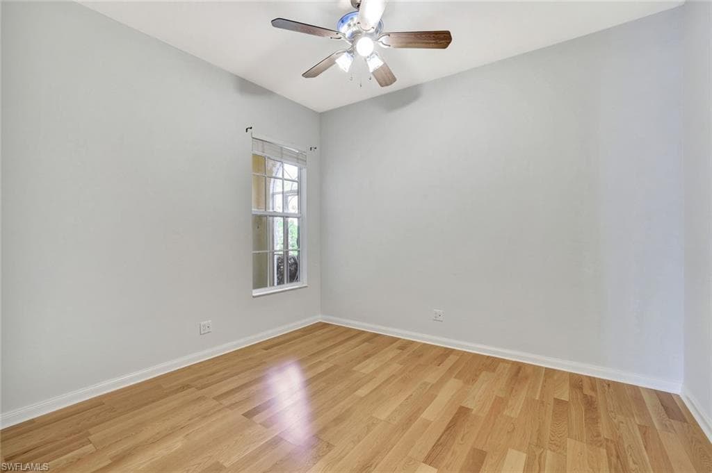 2918 Gilford Way, Naples, FL 34119-20