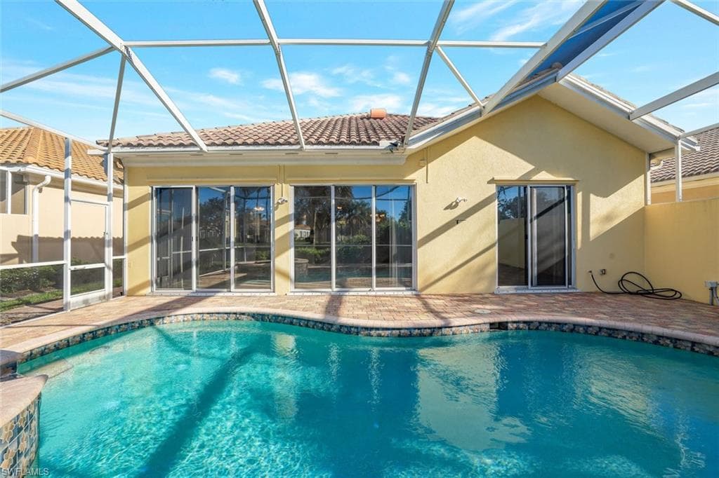 2918 Gilford Way, Naples, FL 34119-29