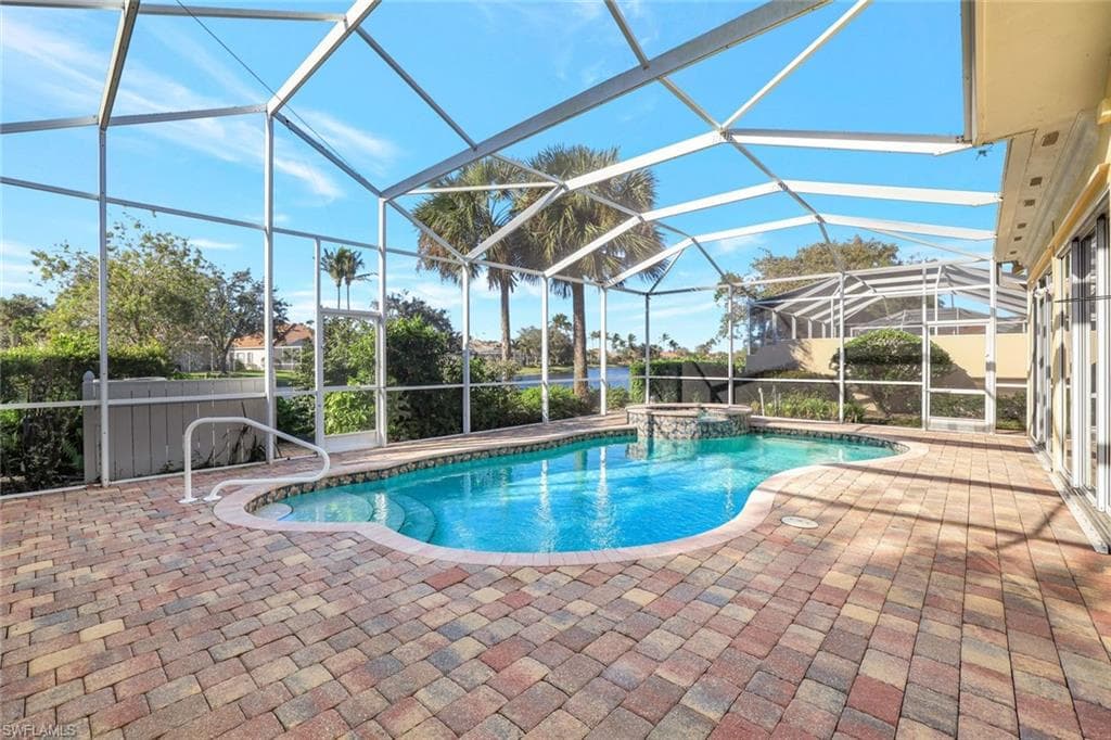 2918 Gilford Way, Naples, FL 34119-30